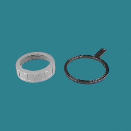 Ecrou et cl‚ de couvercle...